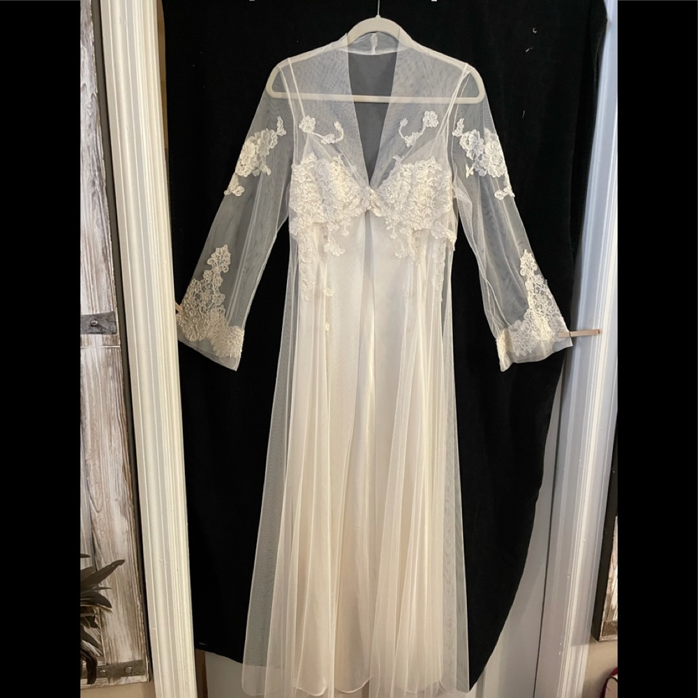 Night gown set